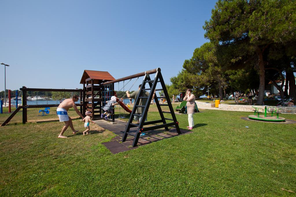 Apartments Galijot Plava Laguna Пореч Екстериор снимка