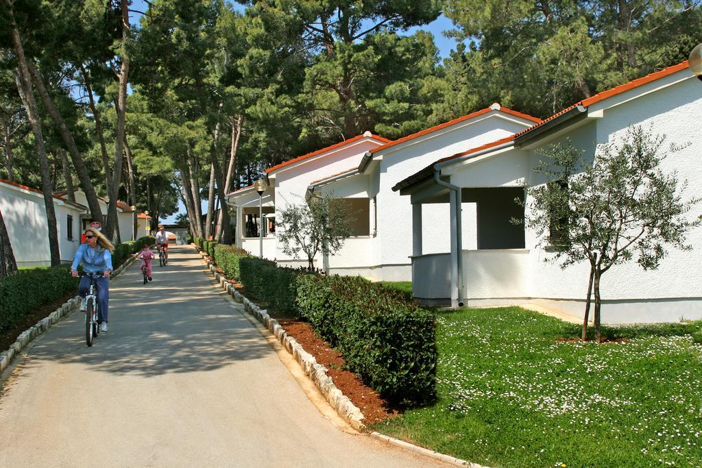 Apartments Galijot Plava Laguna Пореч Екстериор снимка