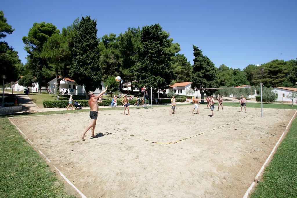Apartments Galijot Plava Laguna Пореч Екстериор снимка