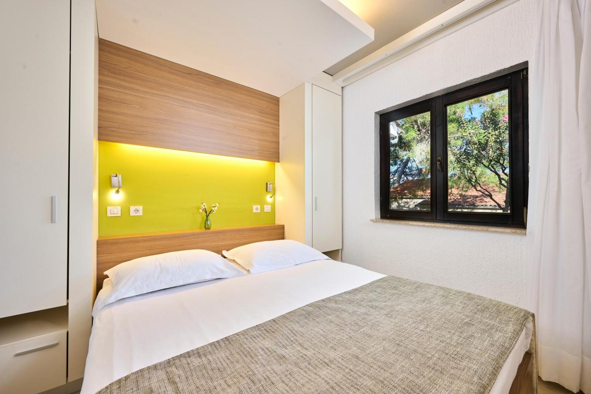 Apartments Galijot Plava Laguna Пореч Екстериор снимка