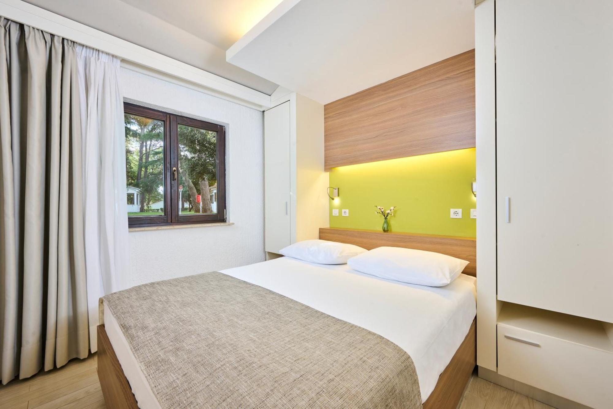 Apartments Galijot Plava Laguna Пореч Екстериор снимка